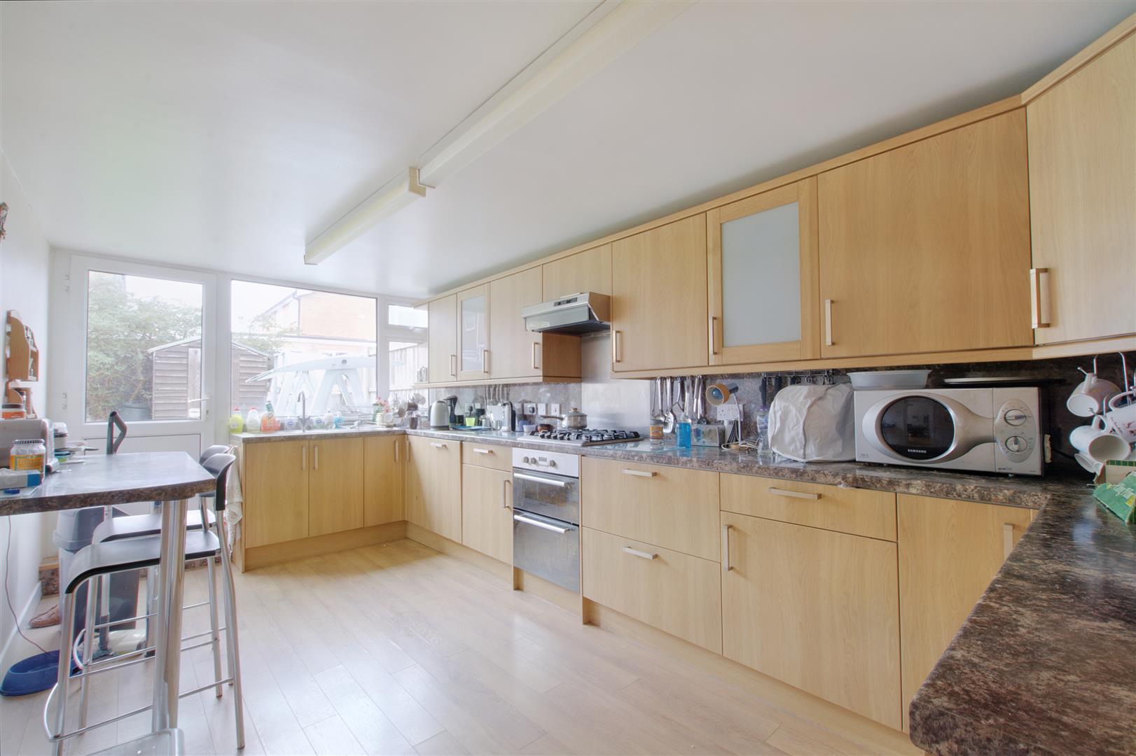 Penrhyn Crescent, Chilwell, Nottingham Robert Ellis Estate Agents